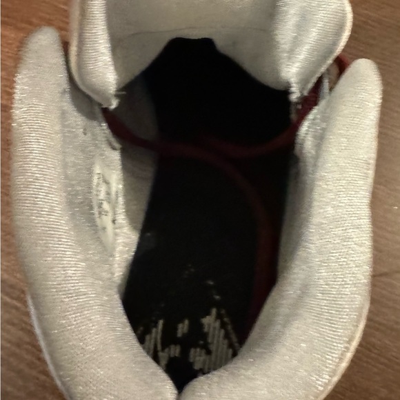 NIKE SIZE 13 WORN ONCE - Picture 2 of 3